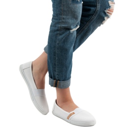 Confortável VICES Slipony branco 2