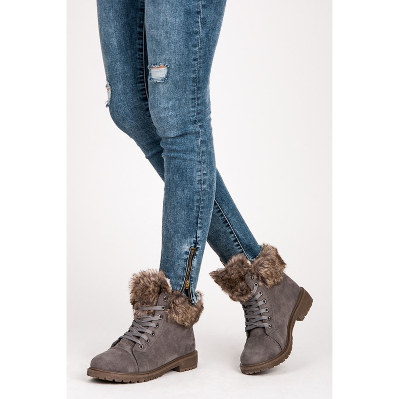 New Tlck Caçadores de camurça com pele cinza 1