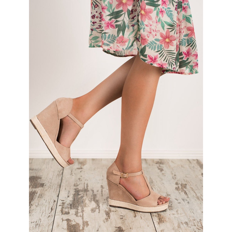 Renda Sandálias Bege 1