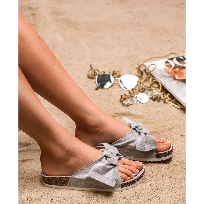 Diamantique Chinelos com laço cinza 2