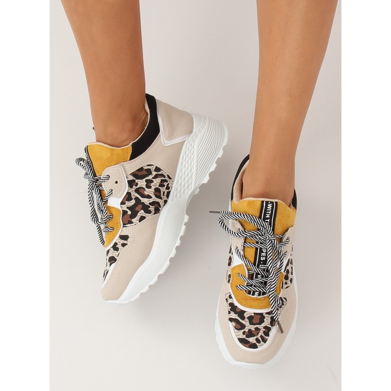 Tênis esportivos bege com estampa de leopardo BL170P castanho amarelo 2