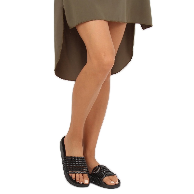 Sapatilhas pretas G301 pretas com miçangas preto 2 Sapatilhas pretas G301 pretas com miçangas preto 2