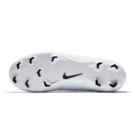 Chuteiras Nike Mercurial Victory Vi CR7 Fg Jr 852489-401 branco 2