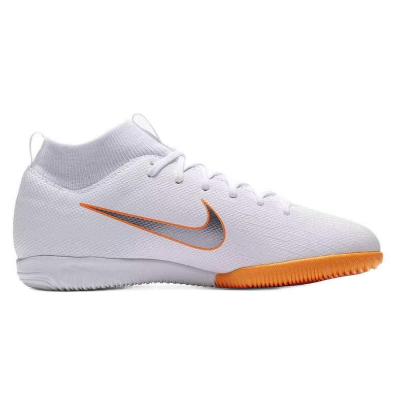 Tênis indoor Nike Mercurial SuperflyX 6 Academy Gs Ic Jr AH7343-107 branco branco 1