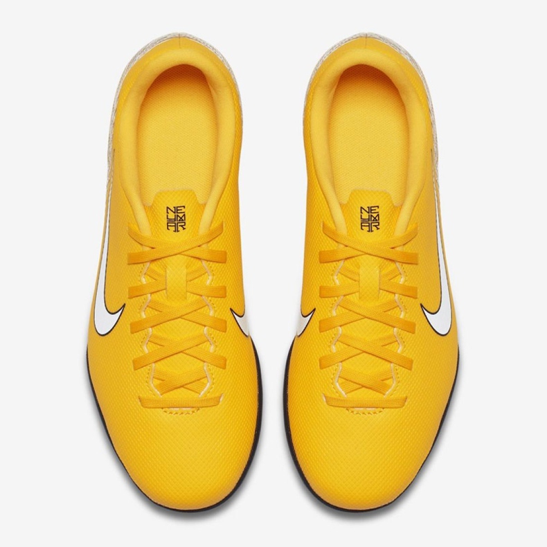 Chuteiras Nike Mercurial Vapor 12 Club Neymar Tf Jr AO9478-710 amarelo amarelo 2 Chuteiras Nike Mercurial Vapor 12 Club Neymar Tf Jr AO9478-710 amarelo amarelo 2