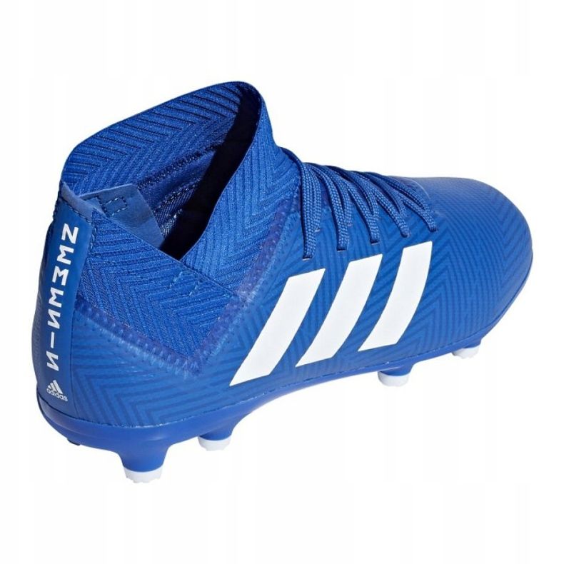 As chuteiras adidas Nemeziz 18.3 Fg Jr DB2351 multicolorido azul 2