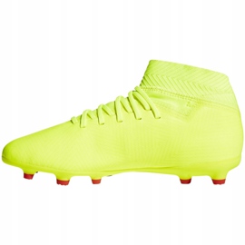 As chuteiras adidas Nemeziz 18.3 Fg Jr CM8505 amarelo amarelo 2