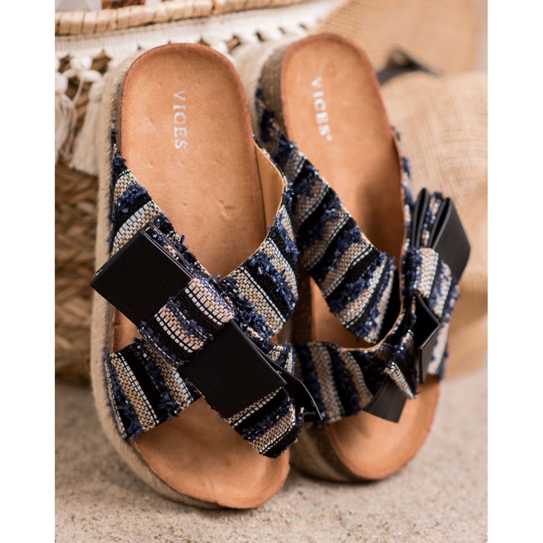 Vices Chinelos têxteis na plataforma preto 2