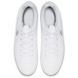 Chuteiras Nike Tiempo Legend 8 Academy Club FG / MG M AT6107-100 branco branco 1