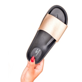 Clowse Chinelos femininos dourados 2