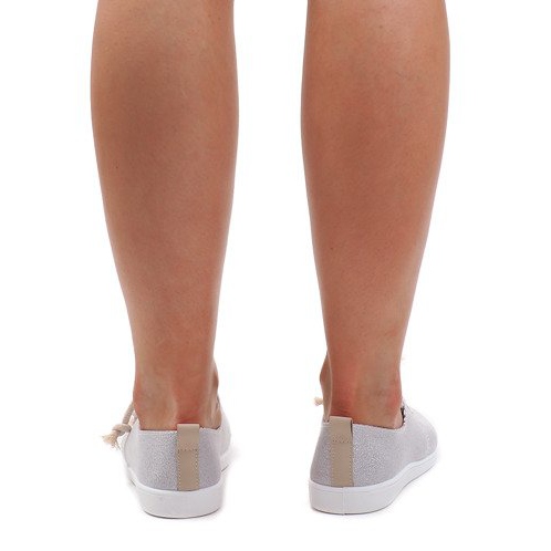 Tênis prateado VT79-3 com cordões cinza 1