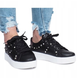 Sapatilhas pretas Montpellier tachas preto 2