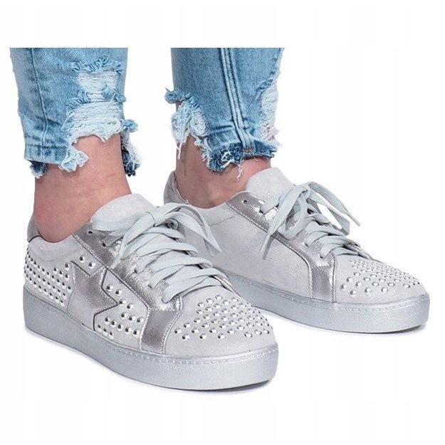 Tênis cinza das estrelas de Angers 2