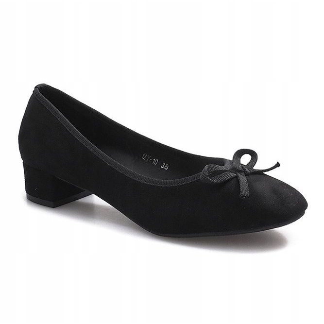 Sapatos pretos no poste Espanola 1