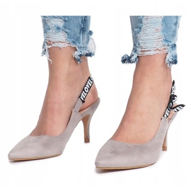 Sandálias cinza de salto alto da Love Paris 1