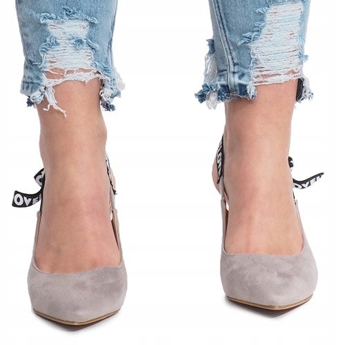 Sandálias cinza de salto alto da Love Paris 2