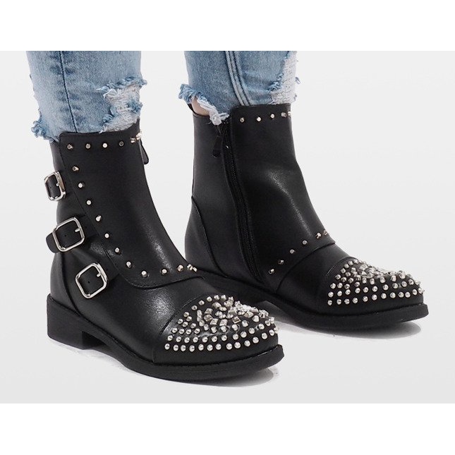 Botas pretas isoladas com tachas HQ1268 preto 1