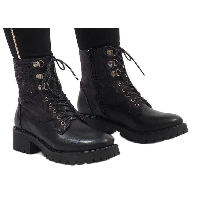 Ideal Shoes Botins pretos com cordões e lantejoulas 1621 1