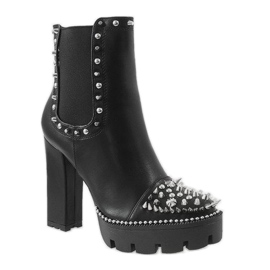 Botins pretos com tachas 18803-1 1