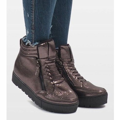 Tênis com isolamento marrom BB-1652 1