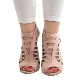 Botas rosa perfuradas em salto alto 238-8 2 Botas rosa perfuradas em salto alto 238-8 2