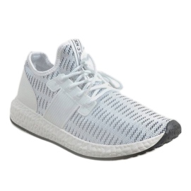 Sapatos esportivos masculinos brancos S33 1