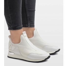 Tênis de lycra branco R-403 1