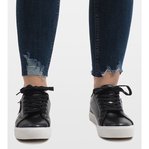 Tênis preto coração G-115 2