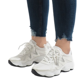 Sapatos esportivos da moda brancos KB-153 1