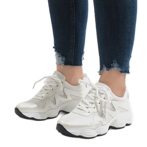 Sapatos esportivos da moda brancos KB-153 1