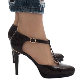 Bombas marrons no pilar A509-22-2 marrom 1