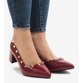 Bombas laqueadas cor de vinho no pilar X-70 vermelho multicolorido 2 Bombas laqueadas cor de vinho no pilar X-70 vermelho multicolorido 2