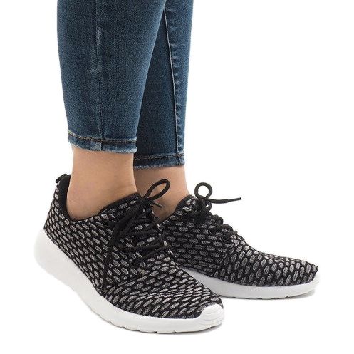 Tênis esportivos pretos 619 1