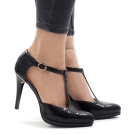 Bombas pretas no pilar A509-22-2 preto 1