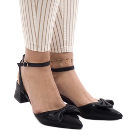 Sandálias pretas de salto alto 1702-2 preto 1