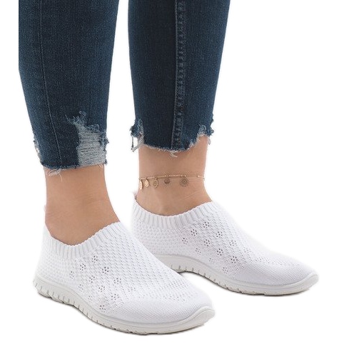 Calçados esportivos brancos B111-13 1