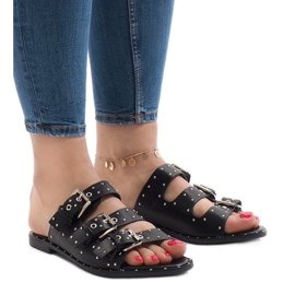 Chinelos pretos com tachas e uma fivela F-3659 1