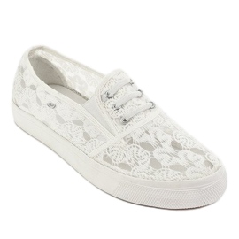 Tênis branco com renda A0397-3 1 Tênis branco com renda A0397-3 1