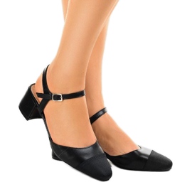 Bombas pretas no posto 5095 preto 1