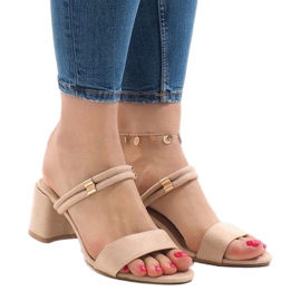 Salto alto bege M806 1