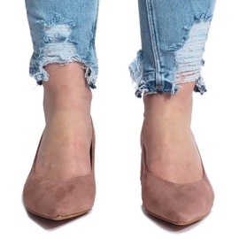 Bombas rosa no pilar do coração 1