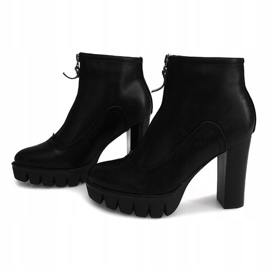Botas em um poste deslizante 1512-2 preto 1