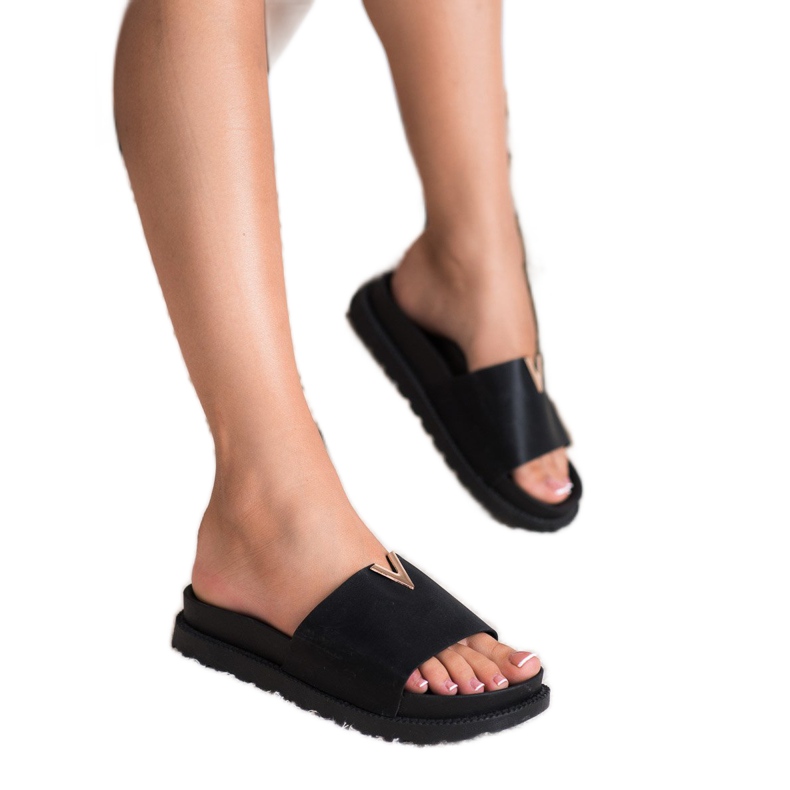 SHELOVET Chinelos na plataforma preto 1