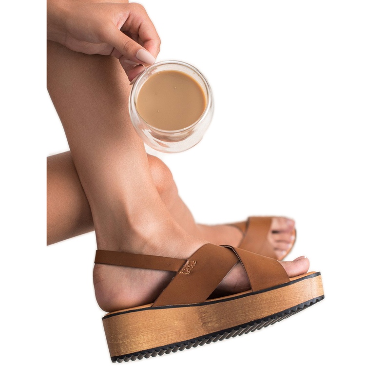 SHELOVET Sandálias na plataforma castanho 2