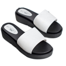 SHELOVET Sandálias de cunha branco 1