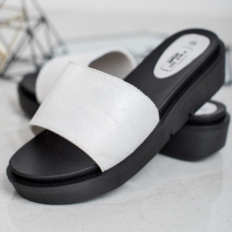 SHELOVET Sandálias de cunha branco 2