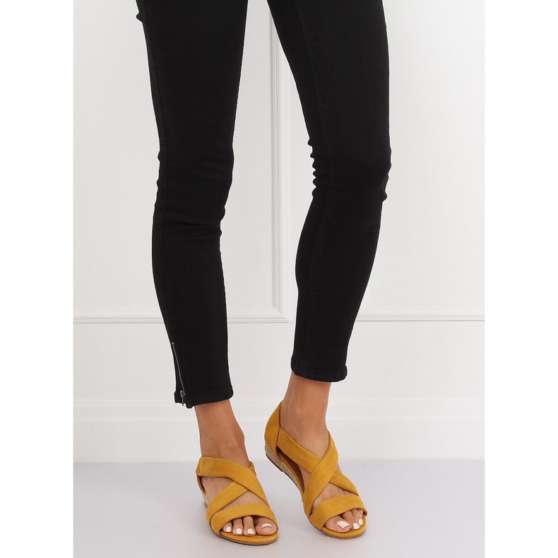 Sandálias alpercatas amarelas 9R72 Amarelo 2