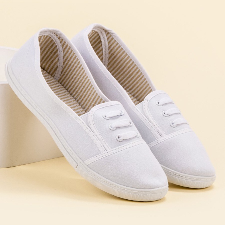 Balada Tênis slip-on branco 1