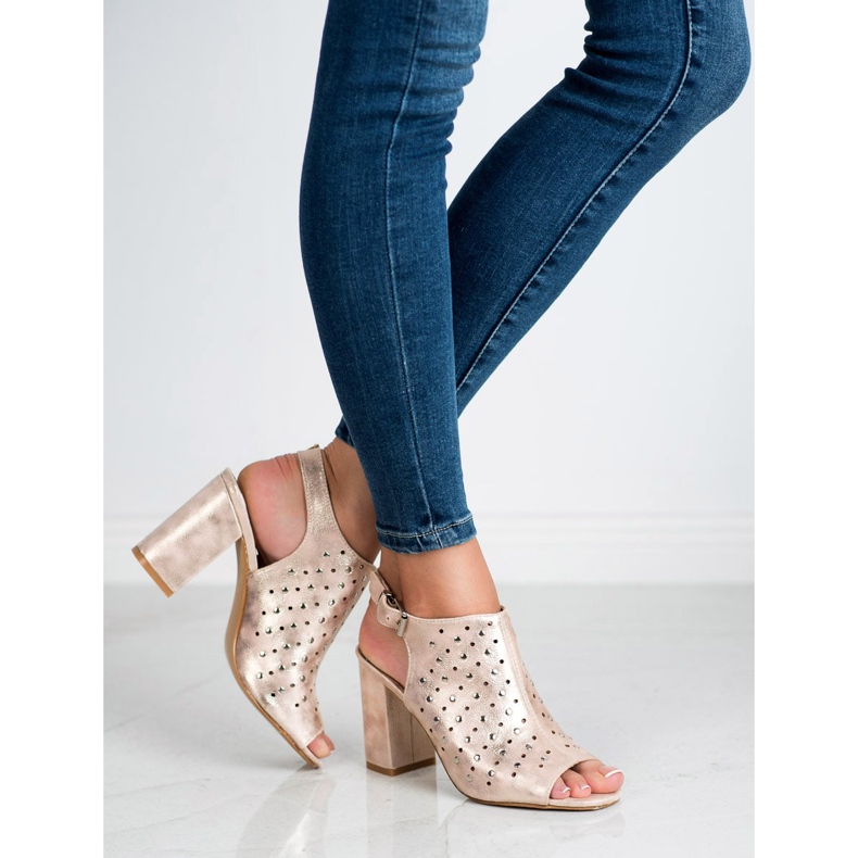 Sandálias VINCEZA com jatos amarelo 2