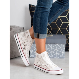 Tênis de renda branco 1